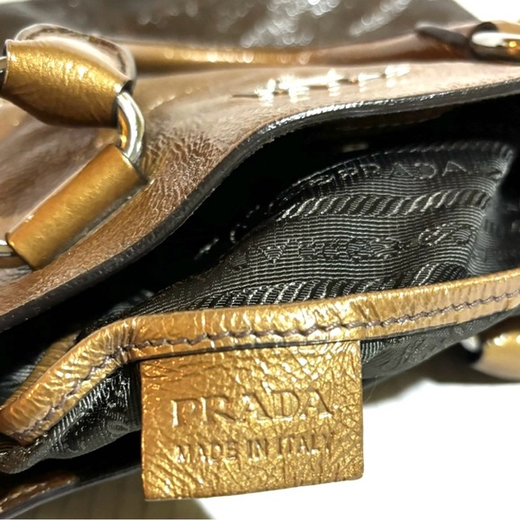 Prada Metallic gold Brown Leather crossbody Bag - Picture 7 of 9